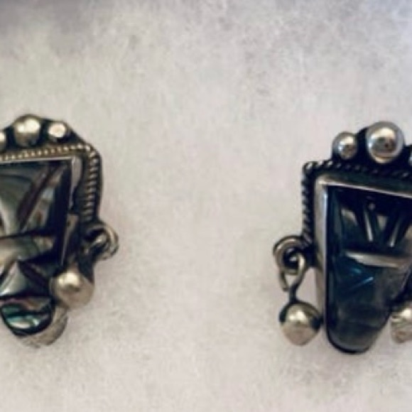 Vintage Taxco 925 Sterling Silver Mexico Tribal Mask Pierced Earrings - Picture 6 of 6